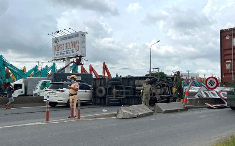 Tin tức tai nạn giao th&ocirc;ng mới nhất ng&agrave;y h&ocirc;m nay 30/8/2023 - Ảnh 2.