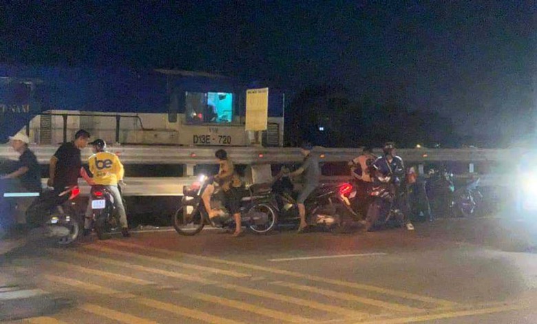 Tin tức tai nạn giao th&ocirc;ng mới nhất ng&agrave;y h&ocirc;m nay 30/8/2023 - Ảnh 1.