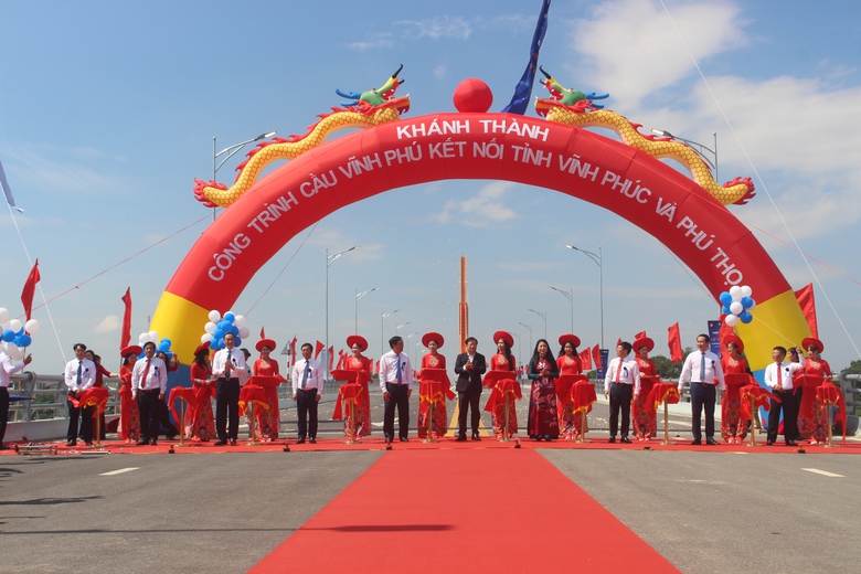 Kh&aacute;nh th&agrave;nh cầu 540 tỉ đồng, nối Vĩnh Ph&uacute;c v&agrave; Ph&uacute; Thọ - Ảnh 1.