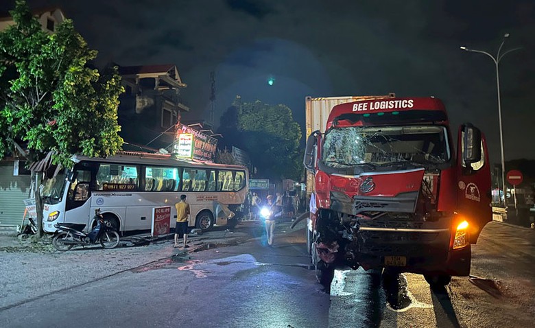 Tin tức tai nạn giao th&ocirc;ng mới nhất ng&agrave;y h&ocirc;m nay 31/8/2023 - Ảnh 1.