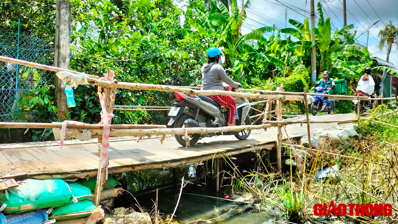 V&igrave; sao cầu &Ocirc;ng Đực đến nay vẫn giậm ch&acirc;n tại chỗ? - Ảnh 1.