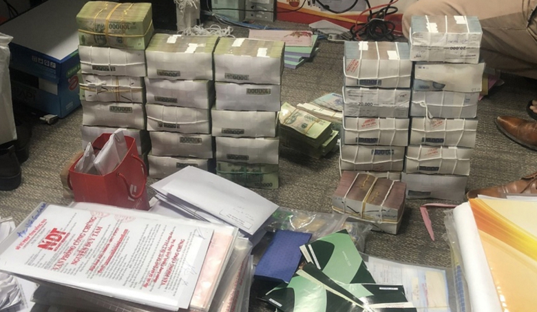 Khởi tố bắt tạm giam 22 đối tượng lừa b&aacute;n "dự &aacute;n ma" thu lợi 70 tỷ - Ảnh 1.