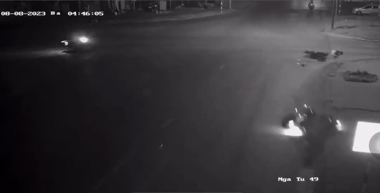 C&ocirc;ng an truy t&igrave;m người điều khiển xe m&aacute;y rời khỏi hiện trường sau vụ tai nạn ở Huế - Ảnh 1.
