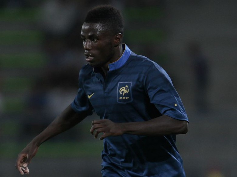 Lộ danh t&iacute;nh đội b&oacute;ng V-League &ldquo;chơi trội&rdquo;, chi&ecirc;u mộ cựu tuyển thủ Ph&aacute;p  - Ảnh 1.