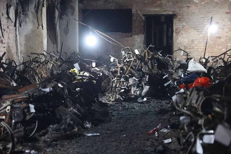 Vụ ch&aacute;y chung cư mini: Bộ T&agrave;i ch&iacute;nh chỉ đạo bồi thường bảo hiểm - Ảnh 1.