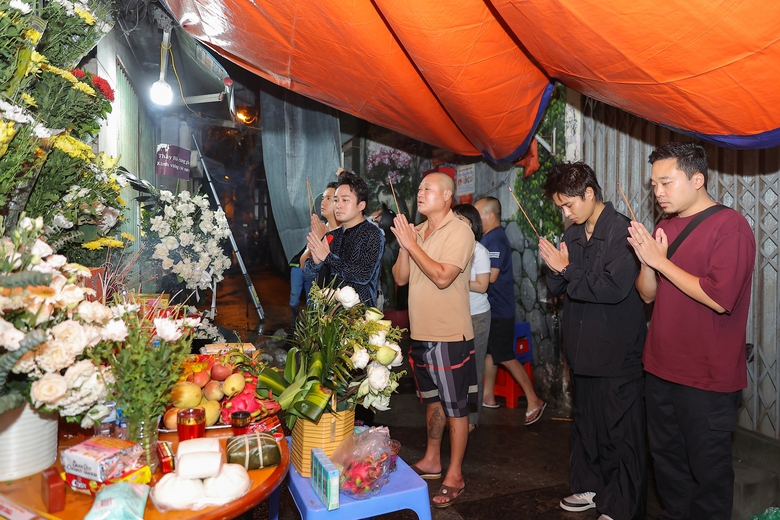 Số tiền các nghệ sĩ ủng hộ nạn nhân vụ cháy chung cư mini ở Hà Nội ngày càng tăng - Ảnh 1. Số tiền các nghệ sĩ ủng hộ nạn nhân vụ cháy chung cư mini ở Hà Nội ngày càng tăng - Ảnh 1.