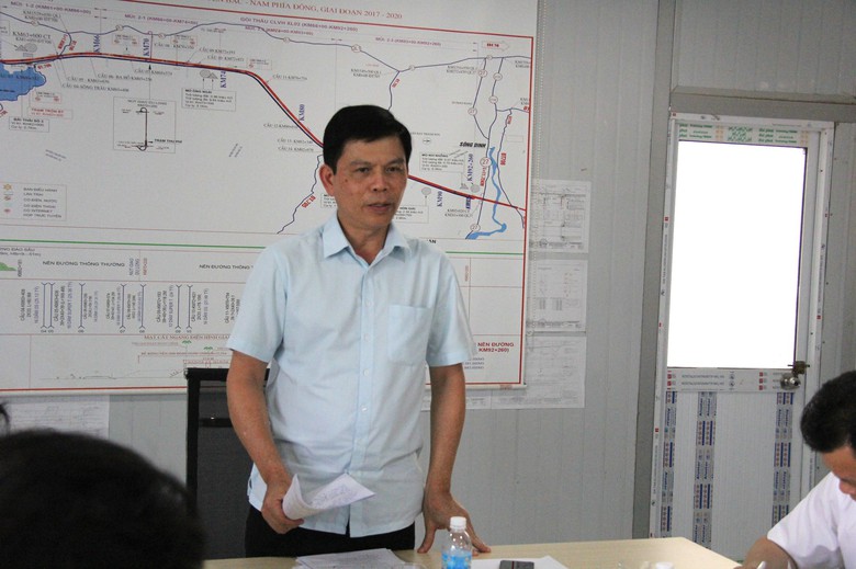 Dồn sức thi c&ocirc;ng cao tốc Cam L&acirc;m - Vĩnh Hảo  - Ảnh 1.