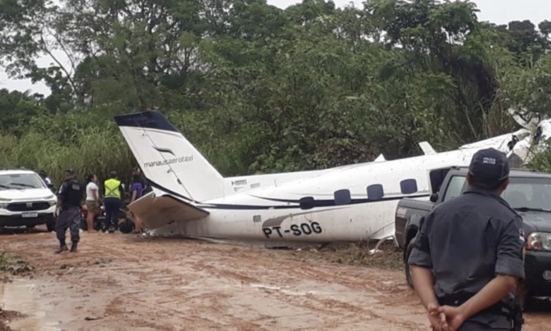 Rơi m&aacute;y bay du lịch ở Brazil, 14 người tử nạn - Ảnh 1.