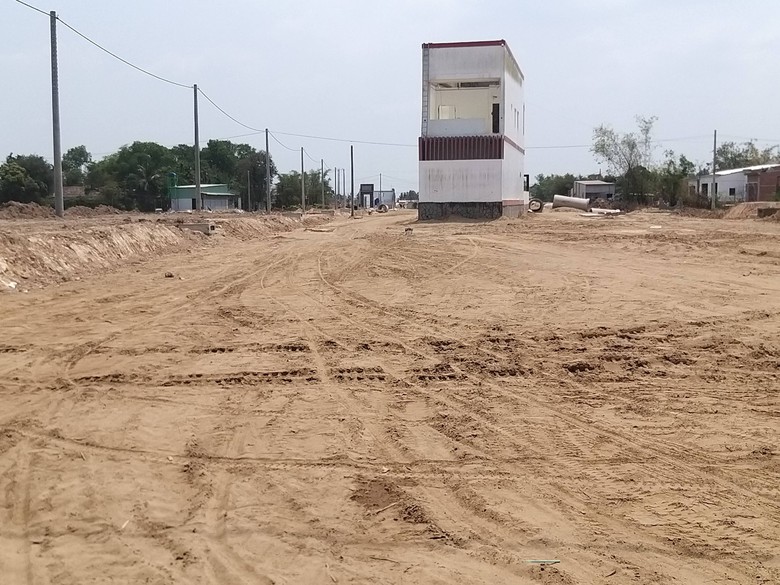 Dự án đường tỉnh 823D kết nối Long An-TP.HCM: Ba gói thầu đều chậm tiến độ - Ảnh 1. Dự án đường tỉnh 823D kết nối Long An-TP.HCM: Ba gói thầu đều chậm tiến độ - Ảnh 1.