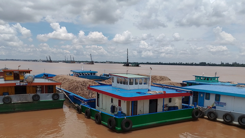 Thấy g&igrave; từ sự chủ động b&agrave;n giao của 2 địa phương c&oacute; mỏ c&aacute;t lớn nhất miền T&acirc;y? - Ảnh 2.