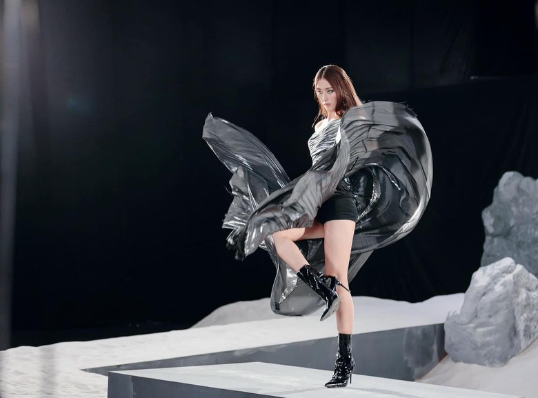 The new mentor tập 6: &ldquo;Nữ ho&agrave;ng lookbook" Ngọc &Aacute;nh n&oacute;i g&igrave; khi bị Hương Giang loại - Ảnh 2.