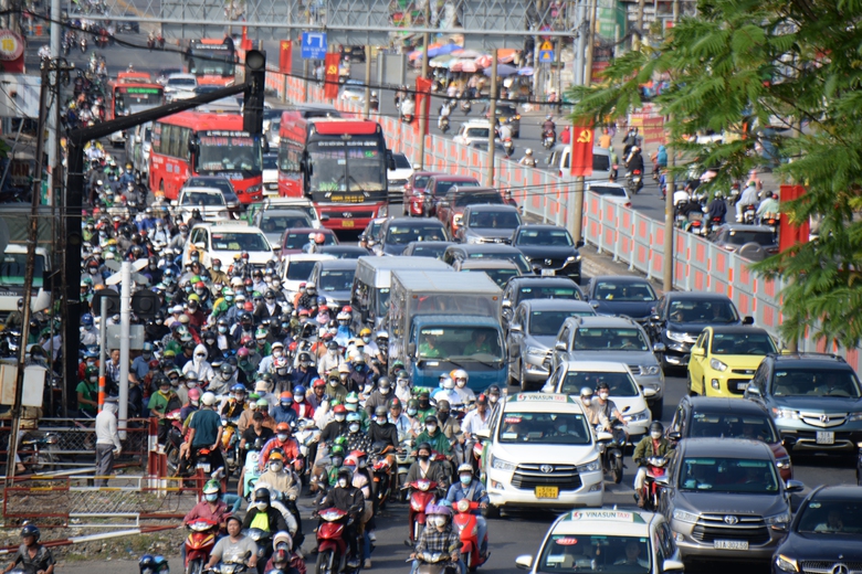 TP.HCM l&agrave;m 5 dự &aacute;n BOT tr&ecirc;n đường hiện hữu - Ảnh 1.