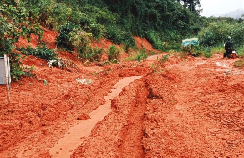 Kon Tum chủ động ph&ograve;ng chống sạt lở, đảm bảo ATGT - Ảnh 2.