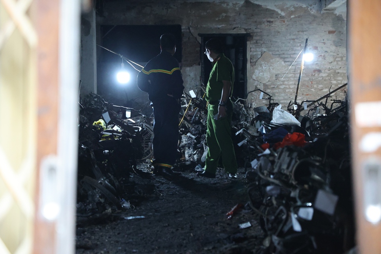 Hà Nội yêu cầu người đứng đầu chịu trách nhiệm nếu để xảy ra cháy thiệt hại về người - Ảnh 1. Hà Nội yêu cầu người đứng đầu chịu trách nhiệm nếu để xảy ra cháy thiệt hại về người - Ảnh 1.