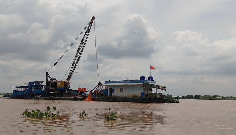 Lần đầu ti&ecirc;n một tỉnh miền T&acirc;y giao mỏ c&aacute;t cho nh&agrave; thầu dự &aacute;n khai th&aacute;c - Ảnh 1.