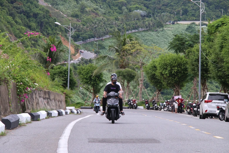 Đ&agrave; Nẵng: Gần 170 tỷ đồng gia cố đường ven biển v&agrave; đường l&ecirc;n b&aacute;n đảo Sơn Tr&agrave; - Ảnh 5.