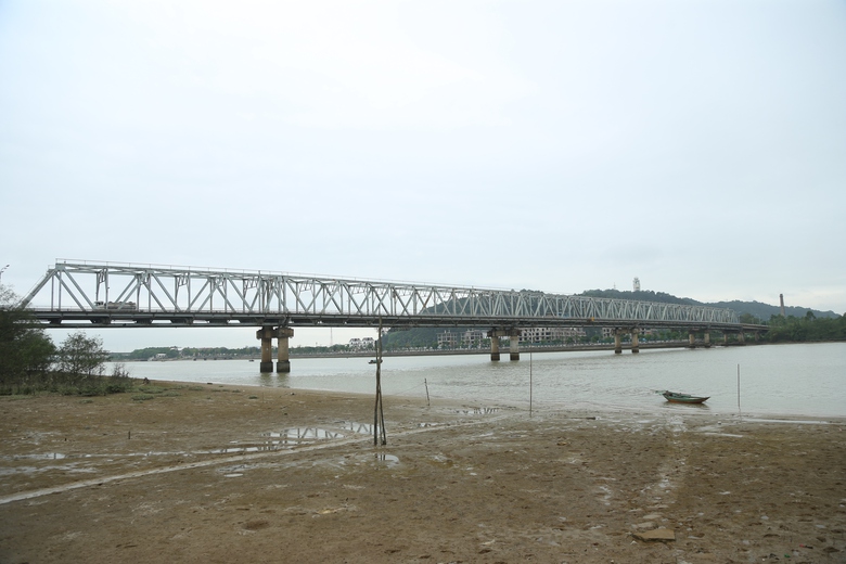 Ưu tiên đầu tư xây dựng cầu Bến Thủy III - Ảnh 1. Ưu tiên đầu tư xây dựng cầu Bến Thủy III - Ảnh 1.