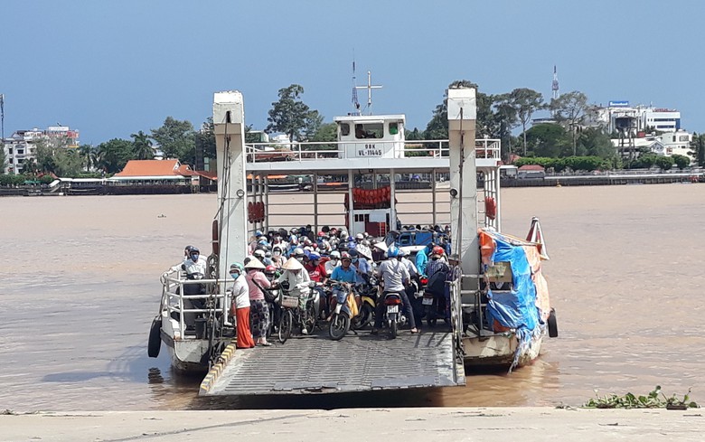 Vĩnh Long: Thực hư việc chấm dứt hoạt động bến ph&agrave; An B&igrave;nh - Ảnh 1.
