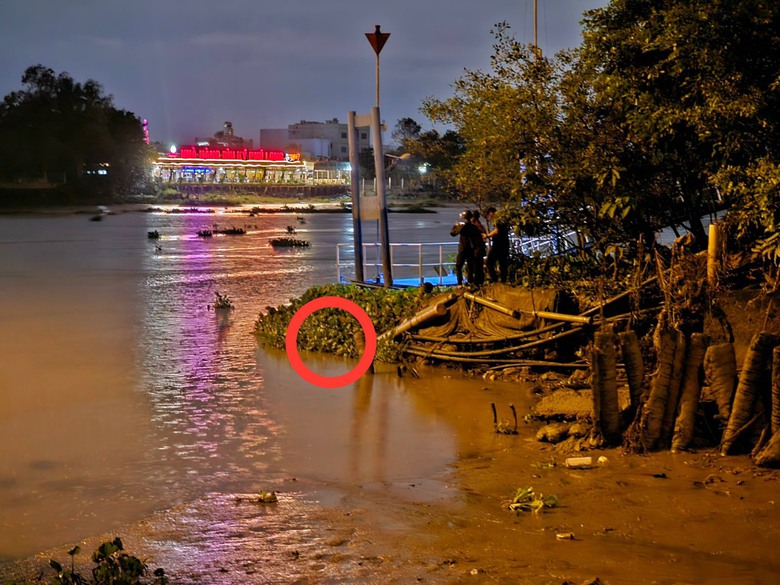 Lo hậu sự cho b&eacute; g&aacute;i xong, người nh&agrave; ph&aacute;t hiện thi thể mẹ ch&aacute;u b&eacute; dưới đ&aacute;m lục b&igrave;nh - Ảnh 1.