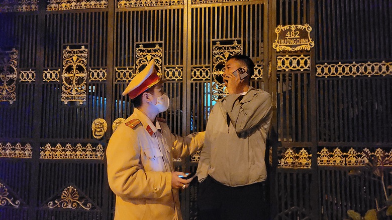 Gia Lai: Yêu cầu siết chặt kỷ cương, nêu gương không lái xe khi đã uống rượu bia - Ảnh 2. Gia Lai: Yêu cầu siết chặt kỷ cương, nêu gương không lái xe khi đã uống rượu bia - Ảnh 2.