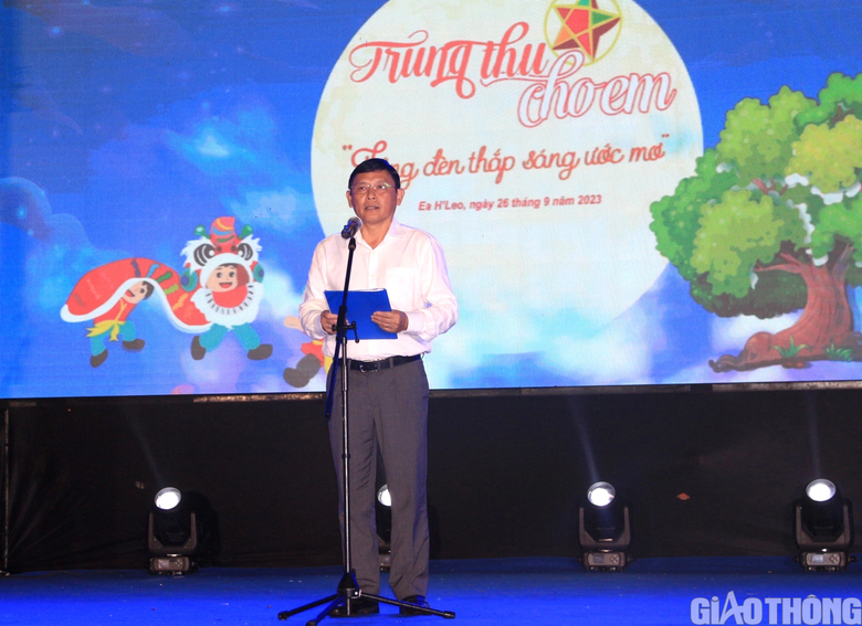  Đắk Lắk: &ldquo;Lồng đ&egrave;n thắp s&aacute;ng ước mơ&rdquo;&hellip; mang Trung thu đến cho trẻ em ngh&egrave;o - Ảnh 2.