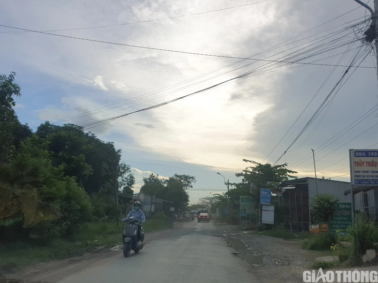 Sắp sửa chữa nhiều đoạn tr&ecirc;n tuyến quốc lộ d&agrave;i nhất qua Tr&agrave; Vinh - Ảnh 2.