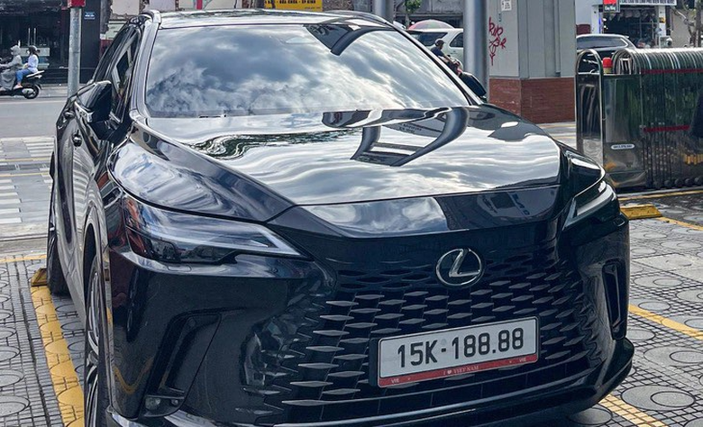 Đấu gi&aacute; 20 biển số chiều 27/9: Biển 30K-579.79 tr&uacute;ng cao nhất với 1,14 tỷ - Ảnh 1.