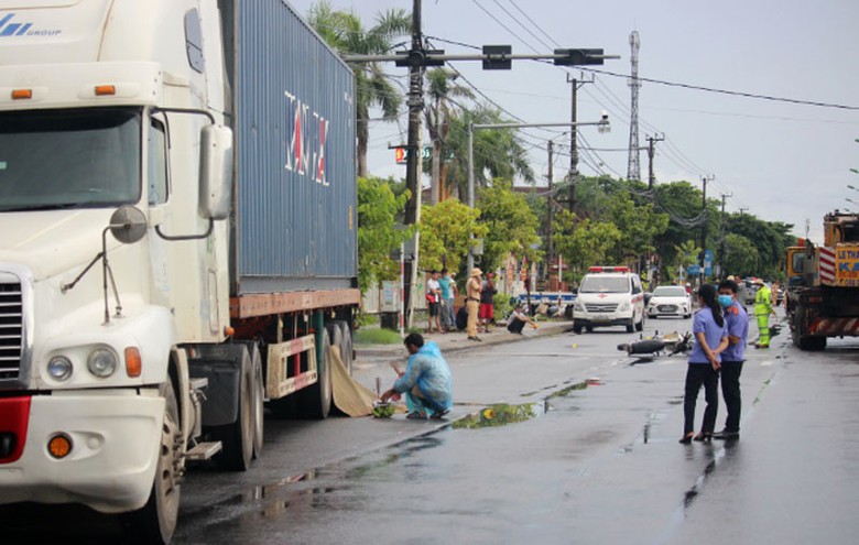 Tin tức tai nạn giao th&ocirc;ng mới nhất ng&agrave;y h&ocirc;m nay 29/9/2023 - Ảnh 1.