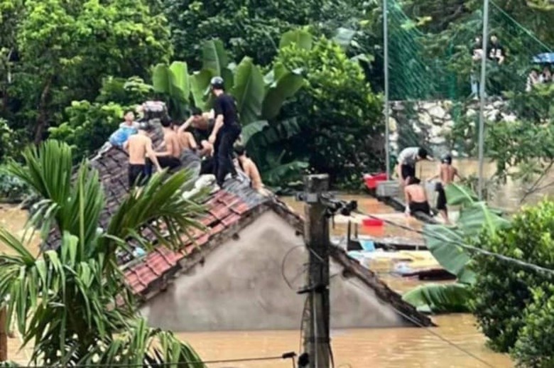 Mưa lũ g&acirc;y thiệt hại h&agrave;ng trăm tỷ đồng cho người d&acirc;n Nghệ An - Ảnh 3.