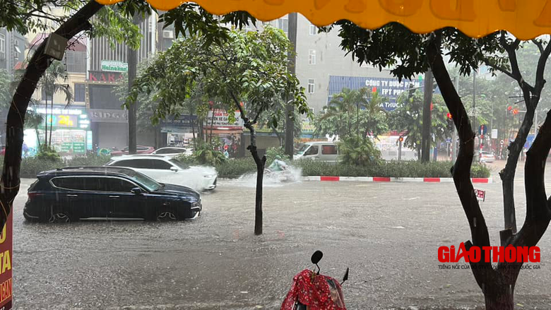 Cảnh báo mưa dông, lốc, sét khu vực Bắc Bộ - Ảnh 1. Cảnh báo mưa dông, lốc, sét khu vực Bắc Bộ - Ảnh 1.