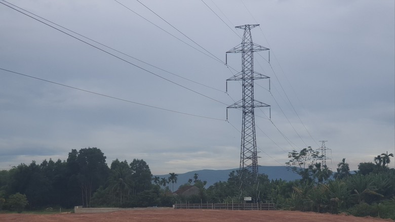 C&ocirc;ng tr&igrave;nh hạ tầng kỹ thuật chưa di dời cản tiến độ dự &aacute;n cao tốc Quảng Ng&atilde;i-Ho&agrave;i Nhơn - Ảnh 2.