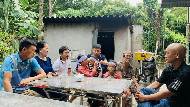 Chồng mất, vợ t&agrave;n tật nu&ocirc;i hai con thơ dại - Ảnh 3.