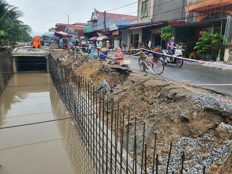 Hải Ph&ograve;ng: Bất an nh&agrave; thầu thi c&ocirc;ng ẩu, nguy cơ mất ATGT - Ảnh 1.