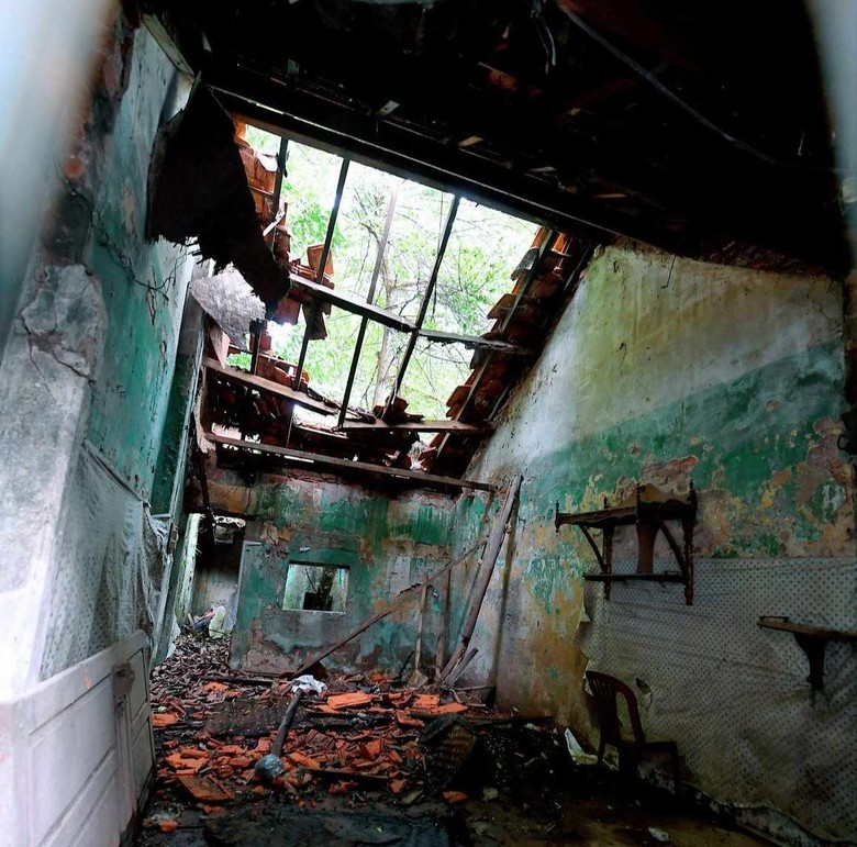 Hơn trăm hộ dân "sống mòn" trong khu tập thể nhà máy chế tạo bơm - Ảnh 10. Hơn trăm hộ dân "sống mòn" trong khu tập thể nhà máy chế tạo bơm - Ảnh 10.