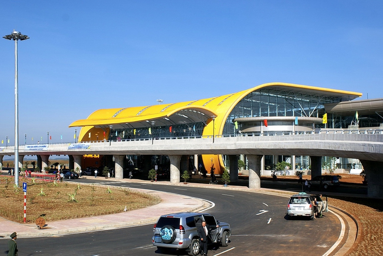 Thu h&uacute;t vốn tư nh&acirc;n v&agrave;o 5 s&acirc;n bay - Ảnh 1.