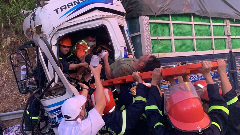 Tỷ lệ tử vong do TNGT ở nam giới cao gấp 4 lần nữ giới - Ảnh 4. Tỷ lệ tử vong do TNGT ở nam giới cao gấp 4 lần nữ giới - Ảnh 4.