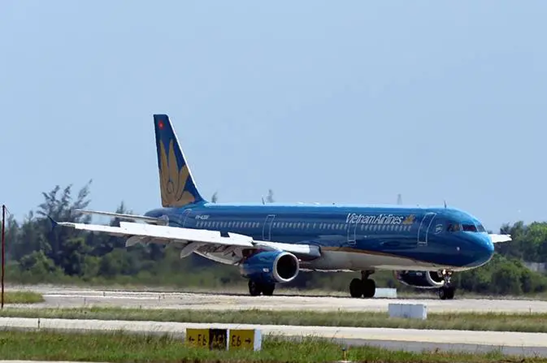 Huỷ nhiều chuyến bay đi Đ&agrave;i Loan do ảnh hưởng b&atilde;o Haikui - Ảnh 1.