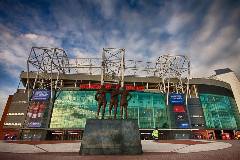 Nh&agrave; Glazer bất ngờ &ldquo;quay xe&rdquo;, vụ b&aacute;n MU ch&iacute;nh thức c&oacute; hồi kết  - Ảnh 1.