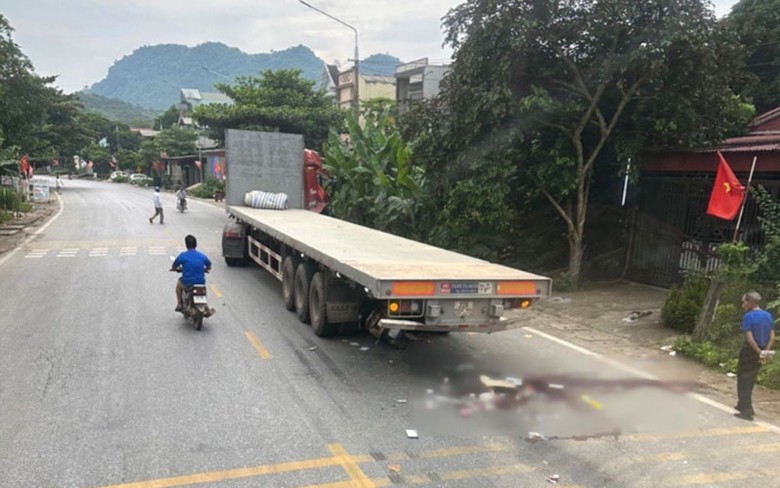 Tin tức tai nạn giao th&ocirc;ng mới nhất ng&agrave;y h&ocirc;m nay 4/9/2023 - Ảnh 4.