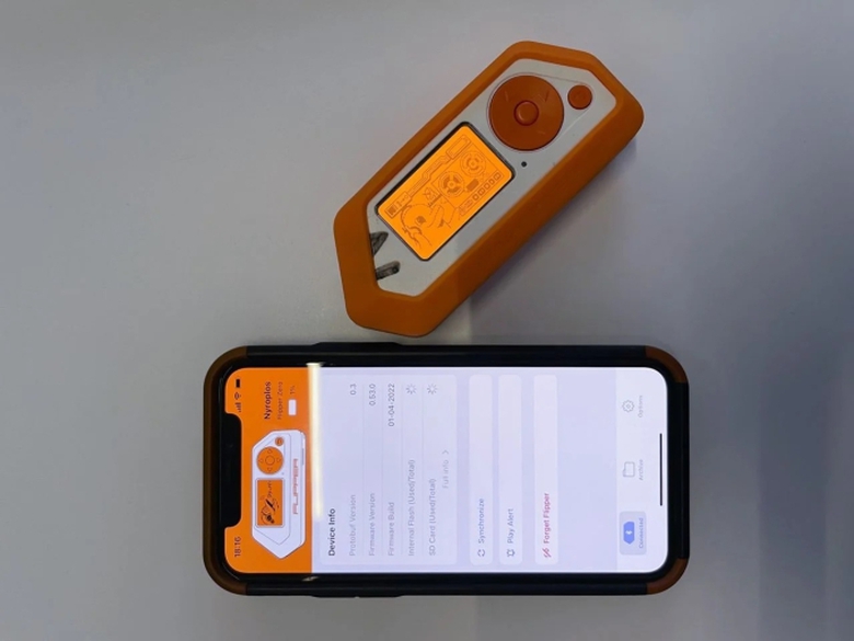 C&oacute; tiếng về bảo mật nhưng iPhone vẫn c&oacute; thể bị đ&aacute;nh sập bởi thứ "nhỏ như nắm tay" - Ảnh 3.