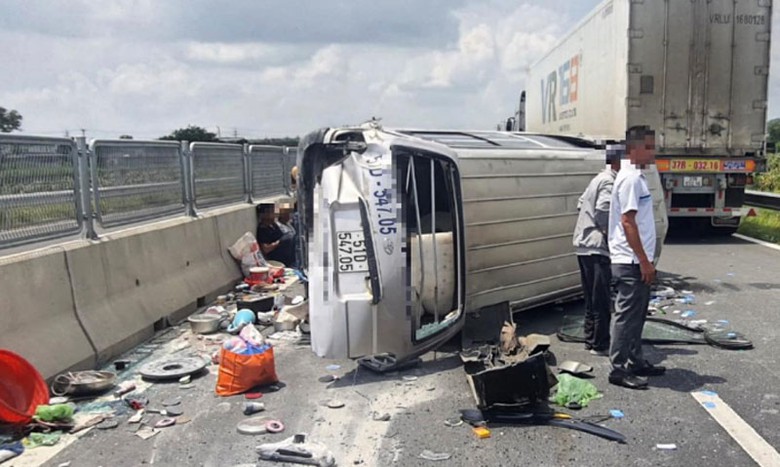 Tin tức tai nạn giao th&ocirc;ng mới nhất ng&agrave;y h&ocirc;m nay 9/9/2023 - Ảnh 2.