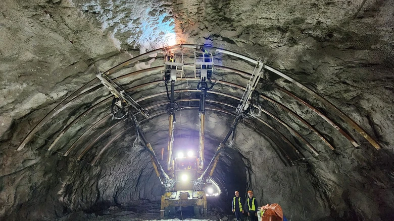 Ng&agrave;y đầu năm tr&ecirc;n c&ocirc;ng trường cao tốc Quảng Ng&atilde;i-Ho&agrave;i Nhơn- Ảnh 8.