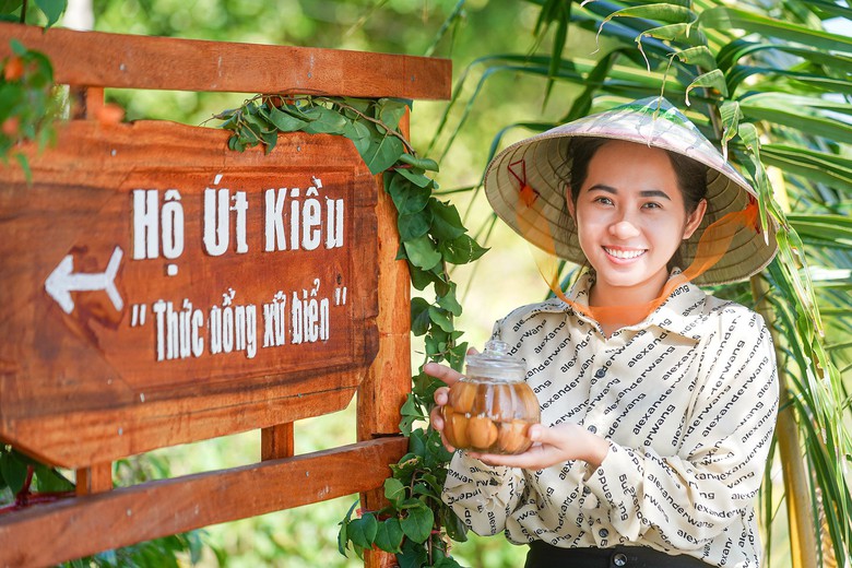 Hơn 1,6 triệu lượt du kh&aacute;ch đến TP.HCM trong dịp tết Dương lịch 2024- Ảnh 3.