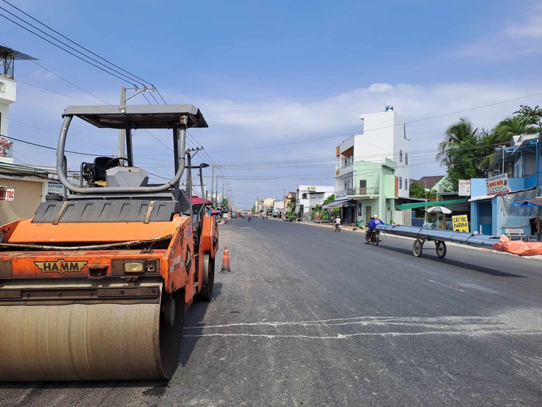 Người d&acirc;n sẽ được đi lại thoải m&aacute;i tr&ecirc;n &ldquo;con đường đau khổ&rdquo; ở Cần Thơ trước Tết- Ảnh 4.