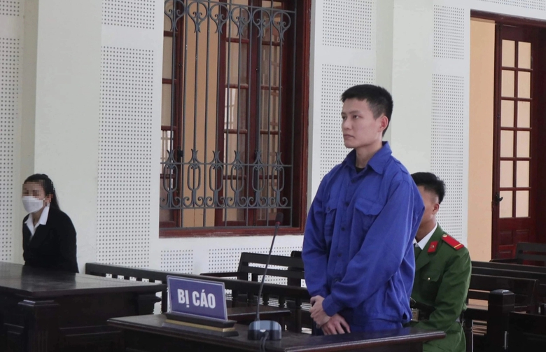 4 năm t&ugrave; cho ph&oacute; gi&aacute;m đốc đi cướp ng&acirc;n h&agrave;ng- Ảnh 1.