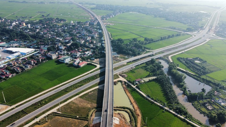 Thanh Hóa ưu tiên vốn xây mới nhiều tuyến đường chiến lược- Ảnh 1.