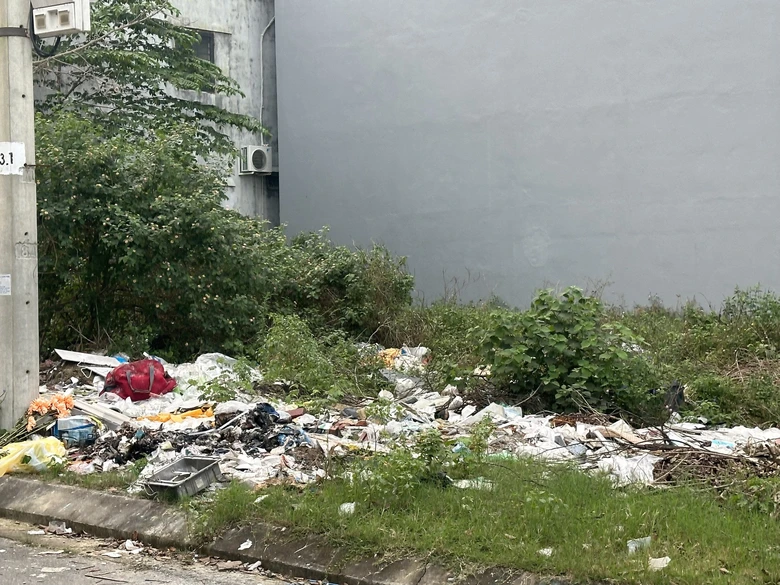 Đ&agrave; Nẵng: T&aacute;i diễn nạn đổ r&aacute;c thải ngổn ngang ở khu đ&ocirc; thị Phước L&yacute;- Ảnh 7.