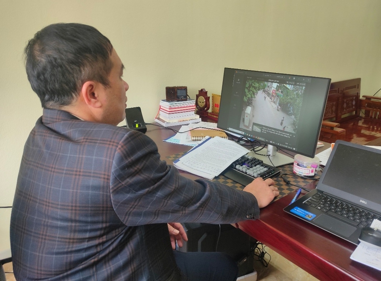 S&aacute;ng kiến "mắt thần" gi&aacute;m s&aacute;t trật tự giao th&ocirc;ng nơi trung t&acirc;m huyện đảo- Ảnh 1.