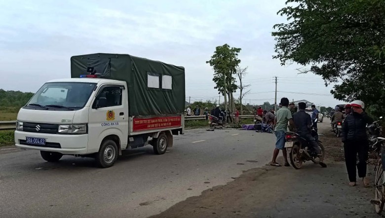 Hiện trường vụ TNGT khiến người đ&agrave;n &ocirc;ng 49 tuổi tử vong tại chỗ.