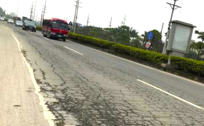 Ho&agrave;n th&agrave;nh sửa chữa hư hỏng mặt đường QL2 qua Vĩnh Ph&uacute;c trong th&aacute;ng 6- Ảnh 1.